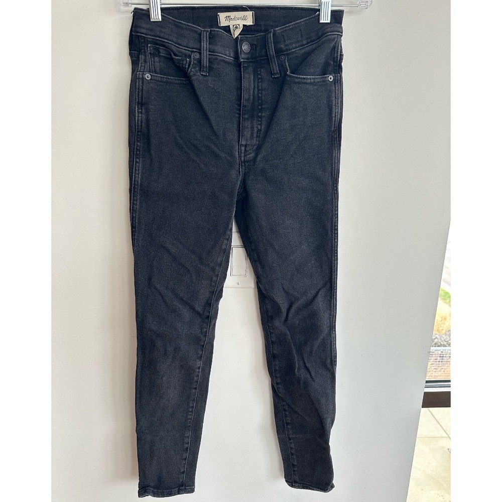 Madewell 10" high rise skinny jeans in black denim